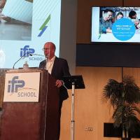 Pascal Longuemare, Directeur d'IFP School, s'adresse aux nouveaux élèves de la promotion 2024