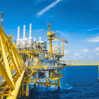 Petroleum Engineering and Project Development